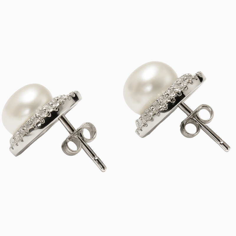 Silver Stylish Pearl studs Earring for Her