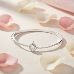 Silver Clover leaf Zirconia Fine Bracelet for her