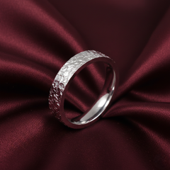 Silver classic Hammer pattern Mirror polish Band ring