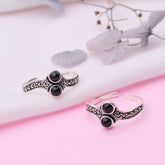 Silver Oxidized Black Stone Toe Ring