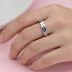 Silver Hammered Texture Daisy Band For Her