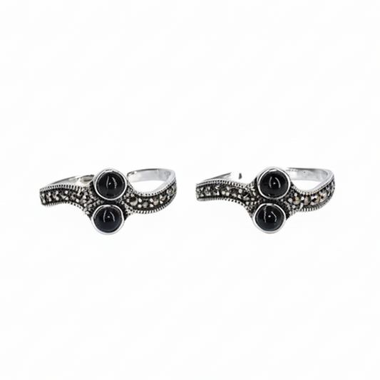 Silver Oxidized Black Stone Toe Ring