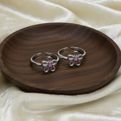 Silver Flower Grace Toe Ring