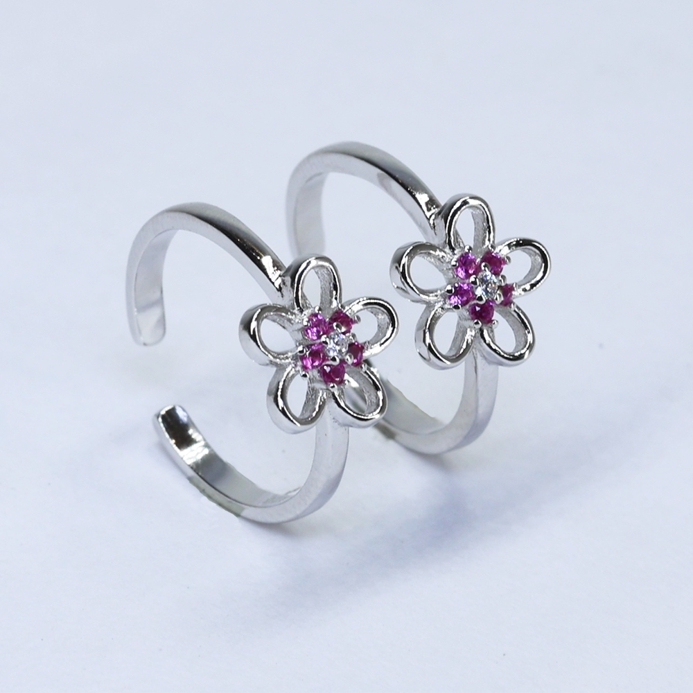 Silver Flower Grace Toe Ring