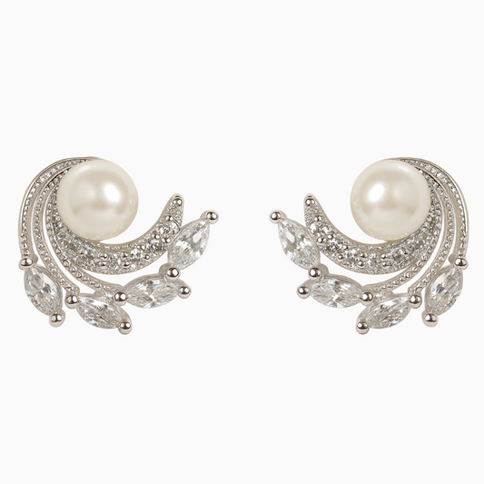 Silver elegant pearl and zirconia pendant set