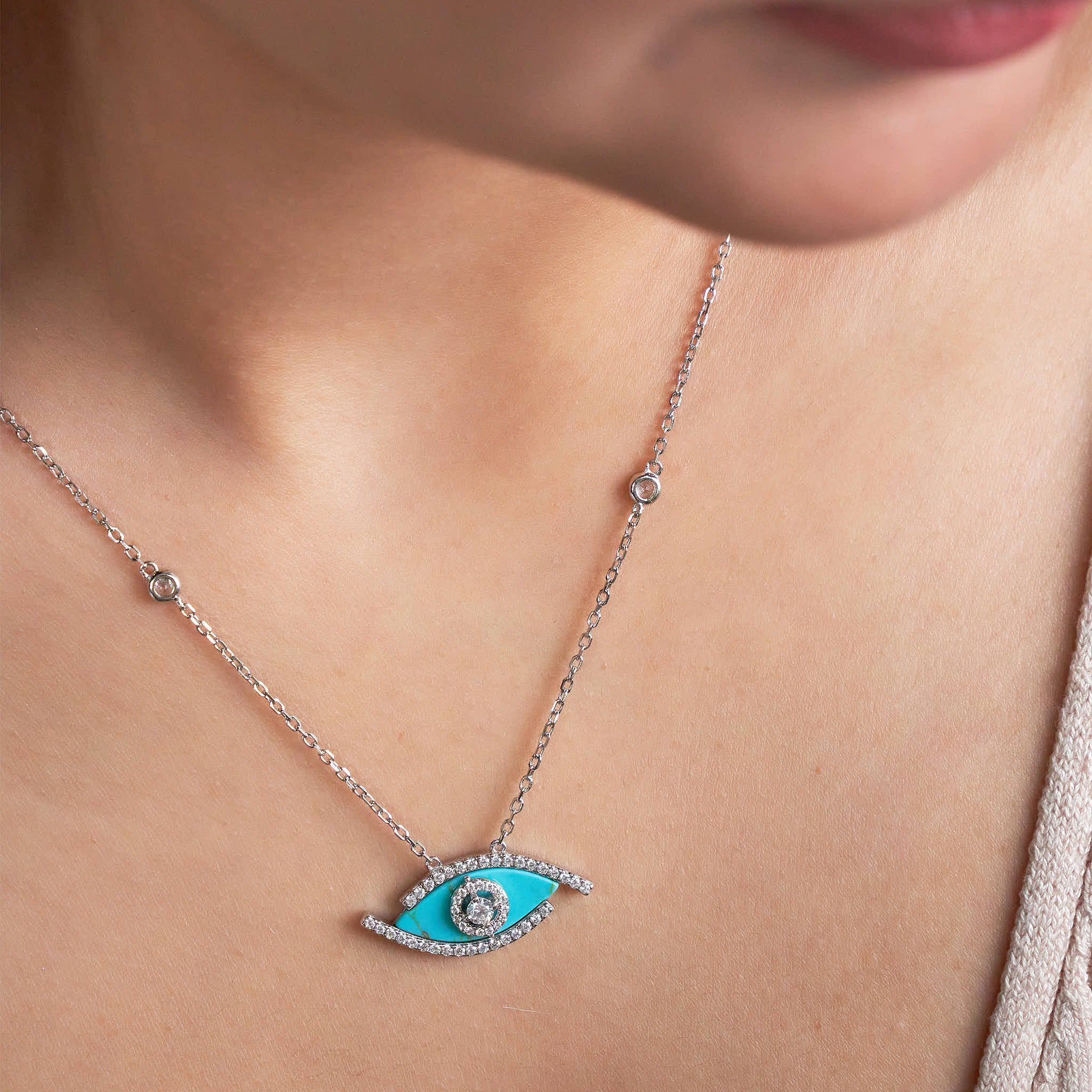 Silver Elegant Evil Eye Blue Pendant Necklace