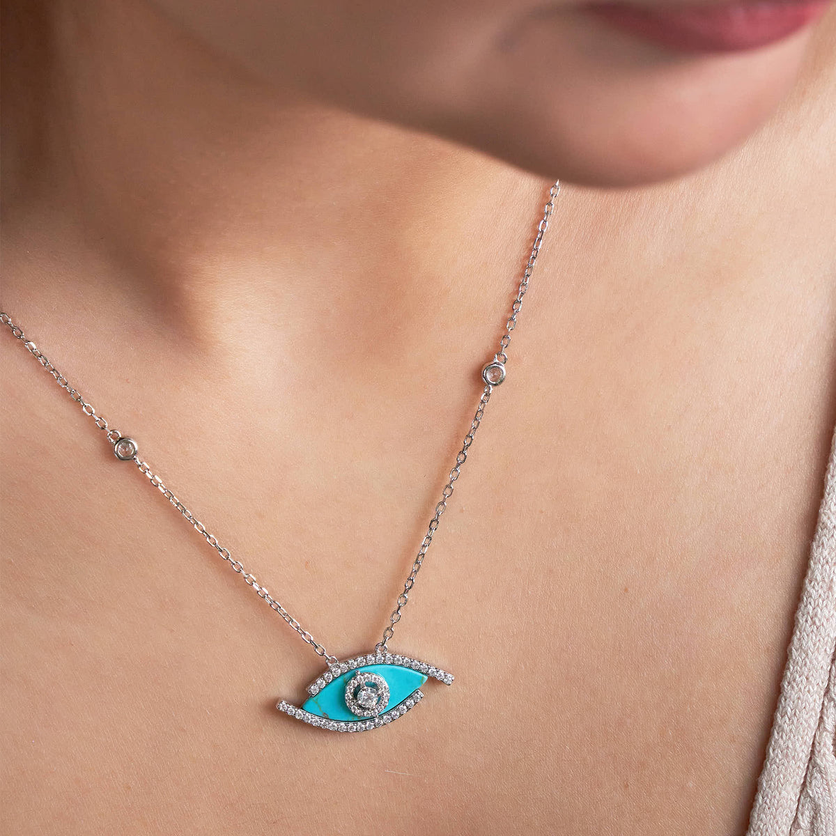 Silver Elegant Evil Eye Blue Pendant Necklace