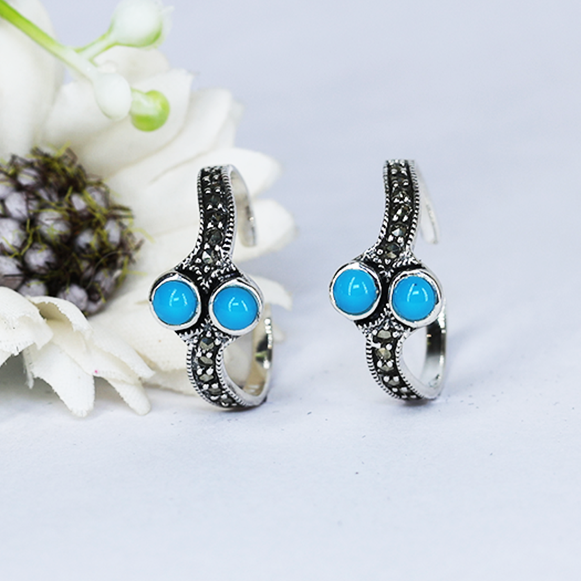 Silver Oxidized Blue Toe Ring