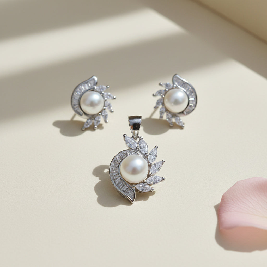 Silver Oceanic Pearl Pendant set for her