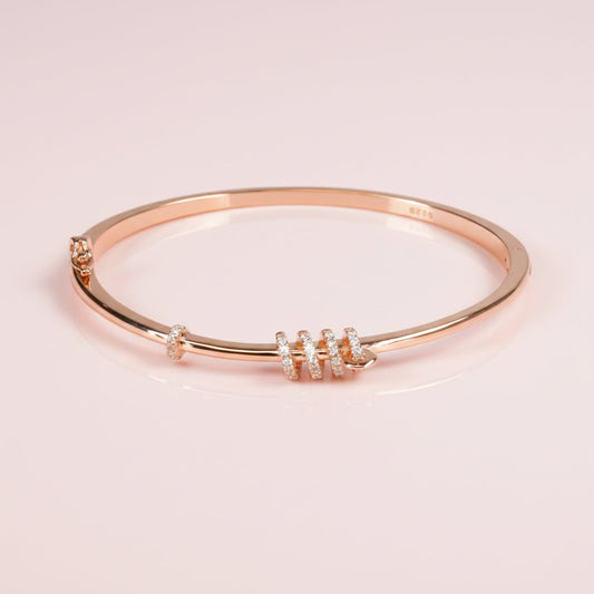 Rose gold Spring locked minimalist bracelet For her