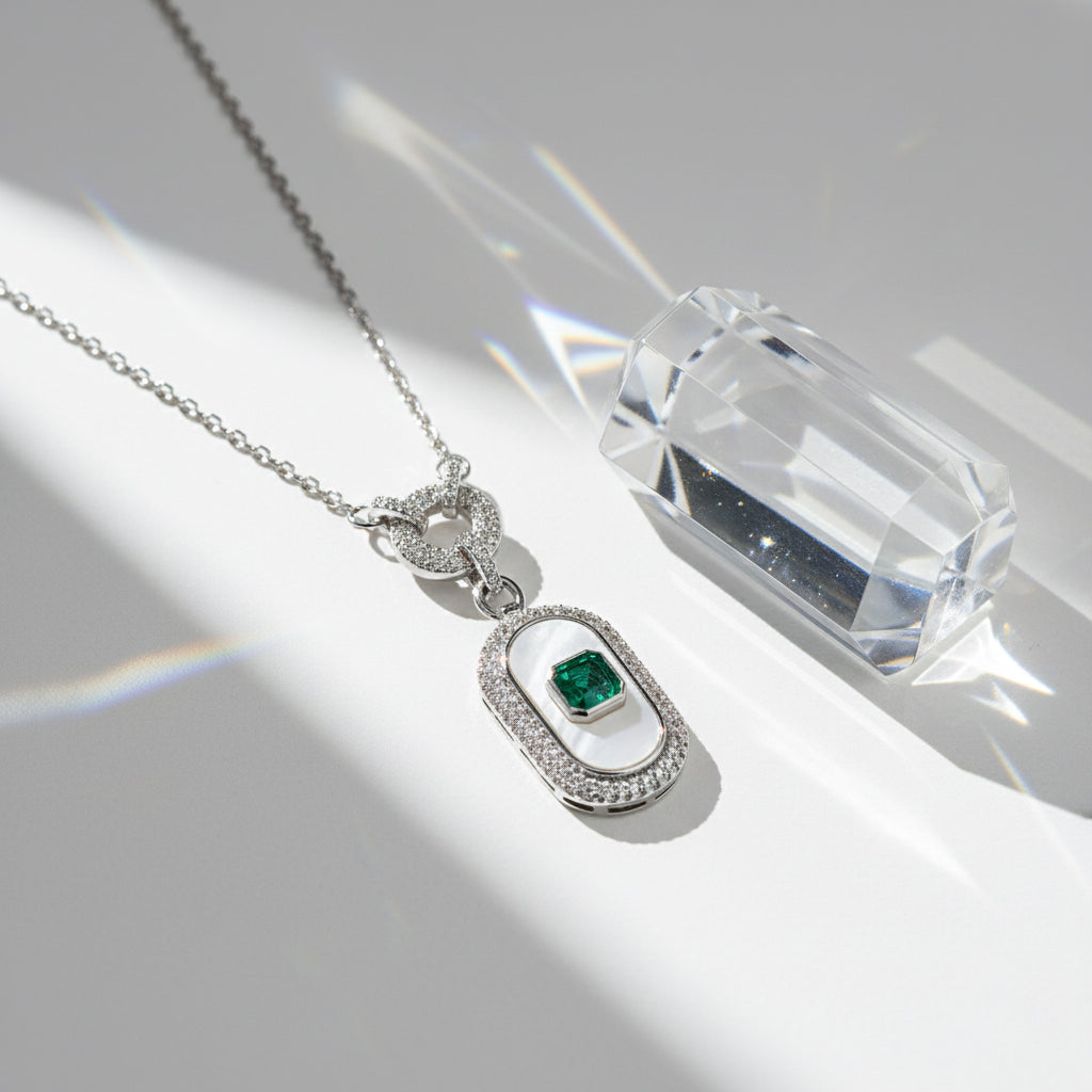 Silver Mother of Pearl Halo Pendant