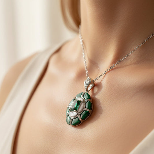 Silver Exquisite Malachite Green Pendant