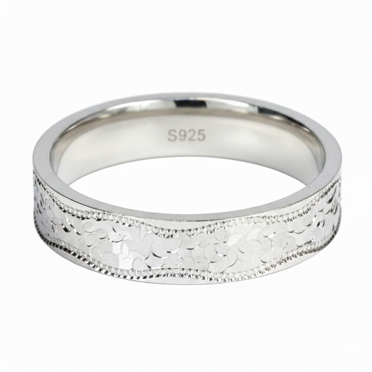 Silver Vintage engraved Hammer pattern Band ring
