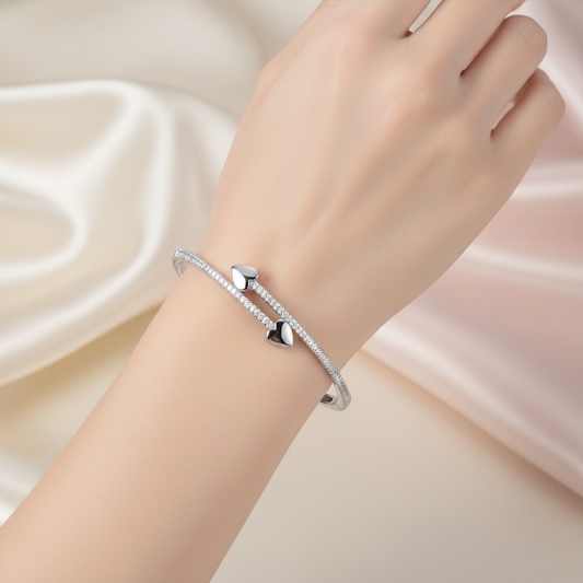 Heart-to-Heart 925 Silver Love Bracelet for her