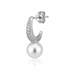Silver Crescent shaped Pearl drop earrings in Bali pattern