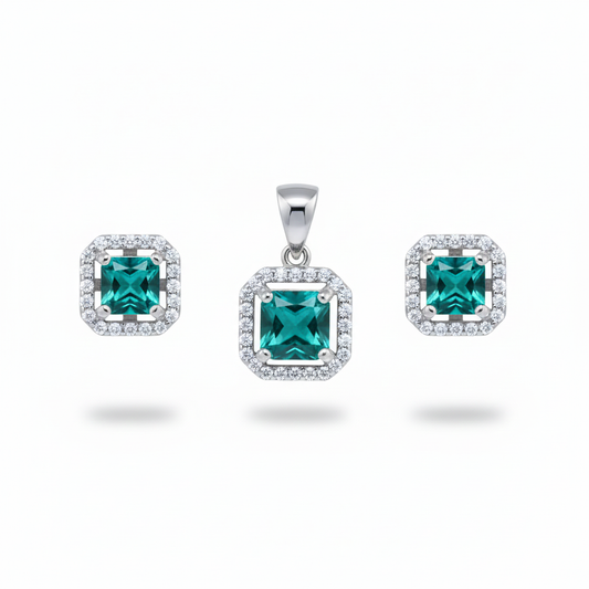 Silver Victorian royal Emerald green Pendant set