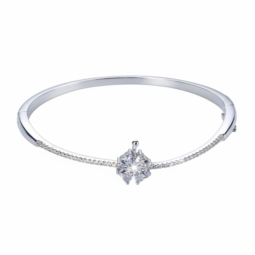 Silver Clover leaf Zirconia Fine Bracelet for her
