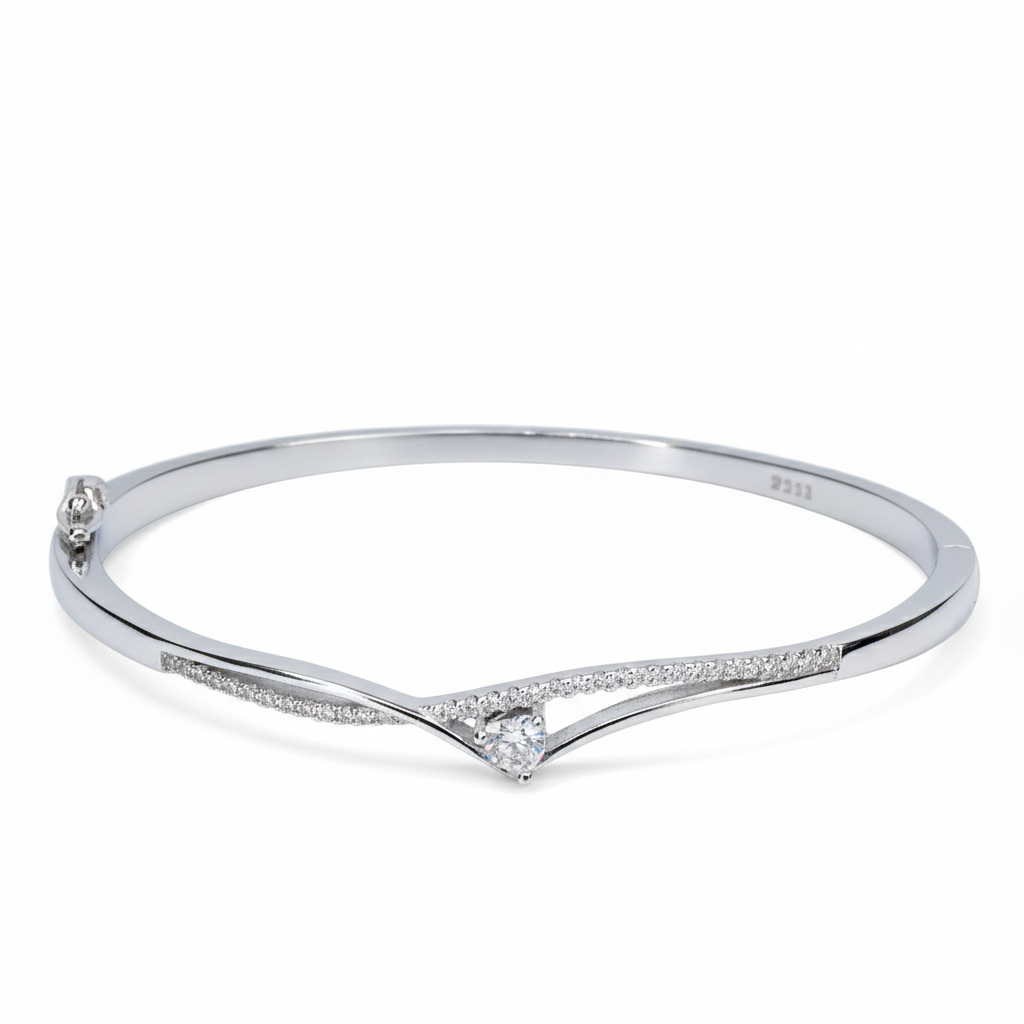 Silver Royal V-shaped Heart Bracelet for her