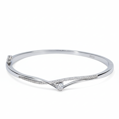 Silver Royal V-shaped Heart Bracelet for her