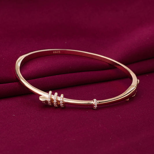 Rose gold Spring locked minimalist bracelet For her