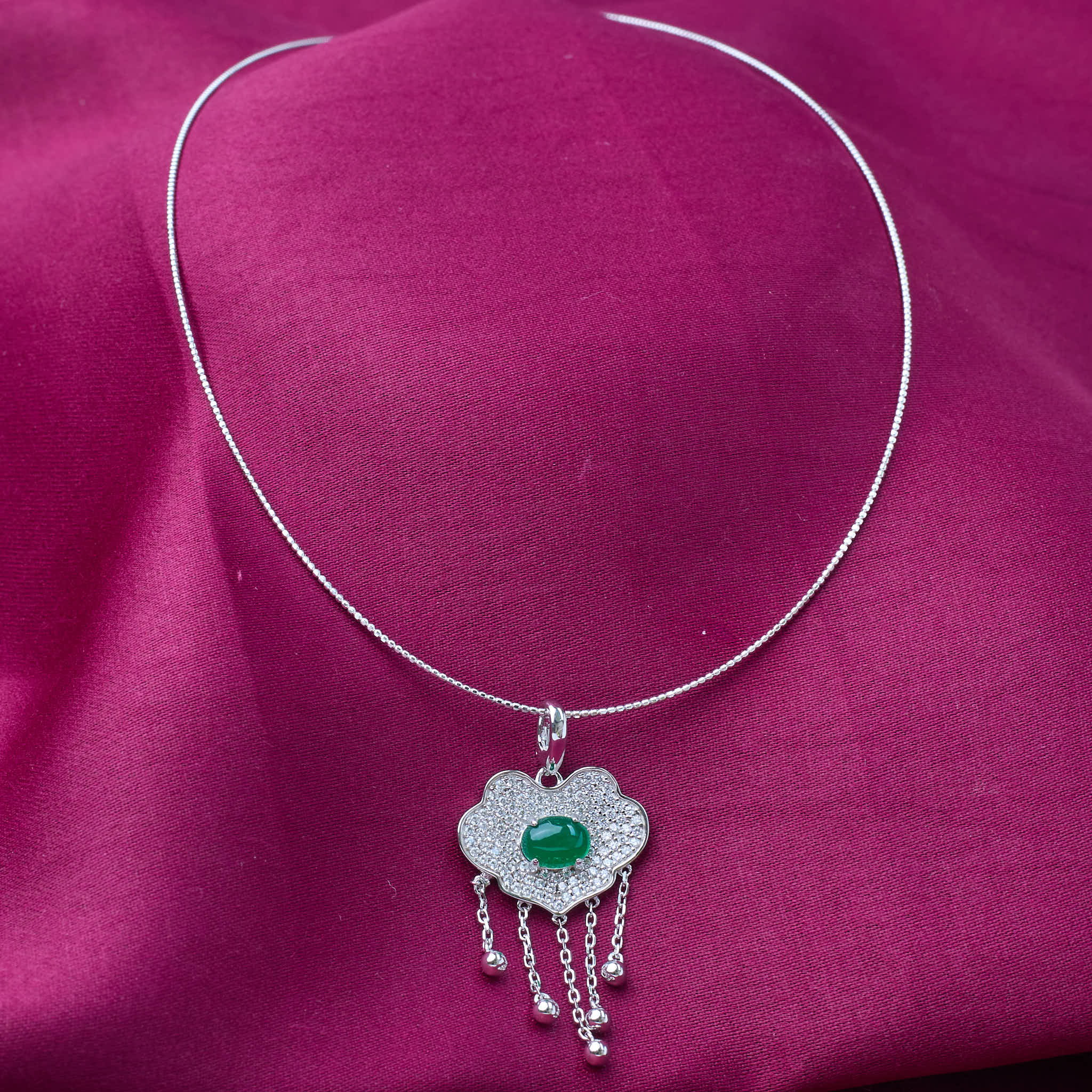 Pure 925 silver necklace with cloud shaped pendant and green stone with omega chain 