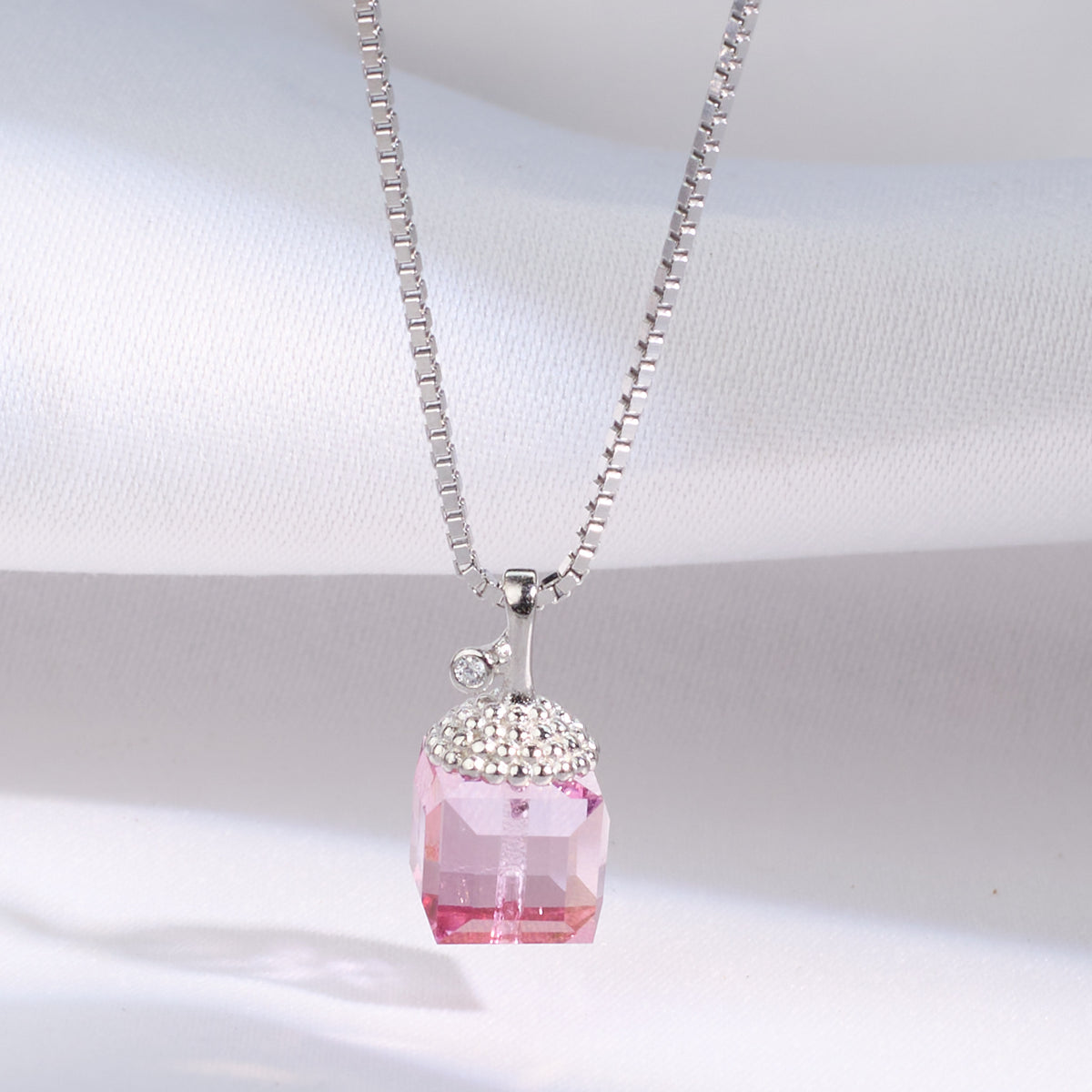 Pink 925 silver crystal pendent for women.
