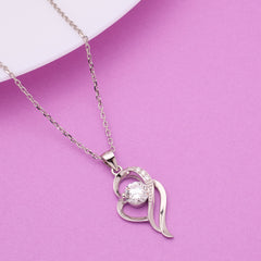 Silver necklace with a heart-shaped 925 silver pendant for women.