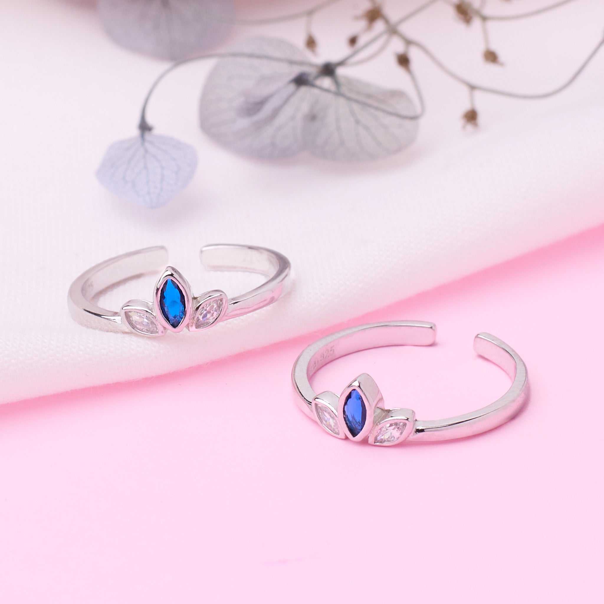 Silver Blue crown Toe ring