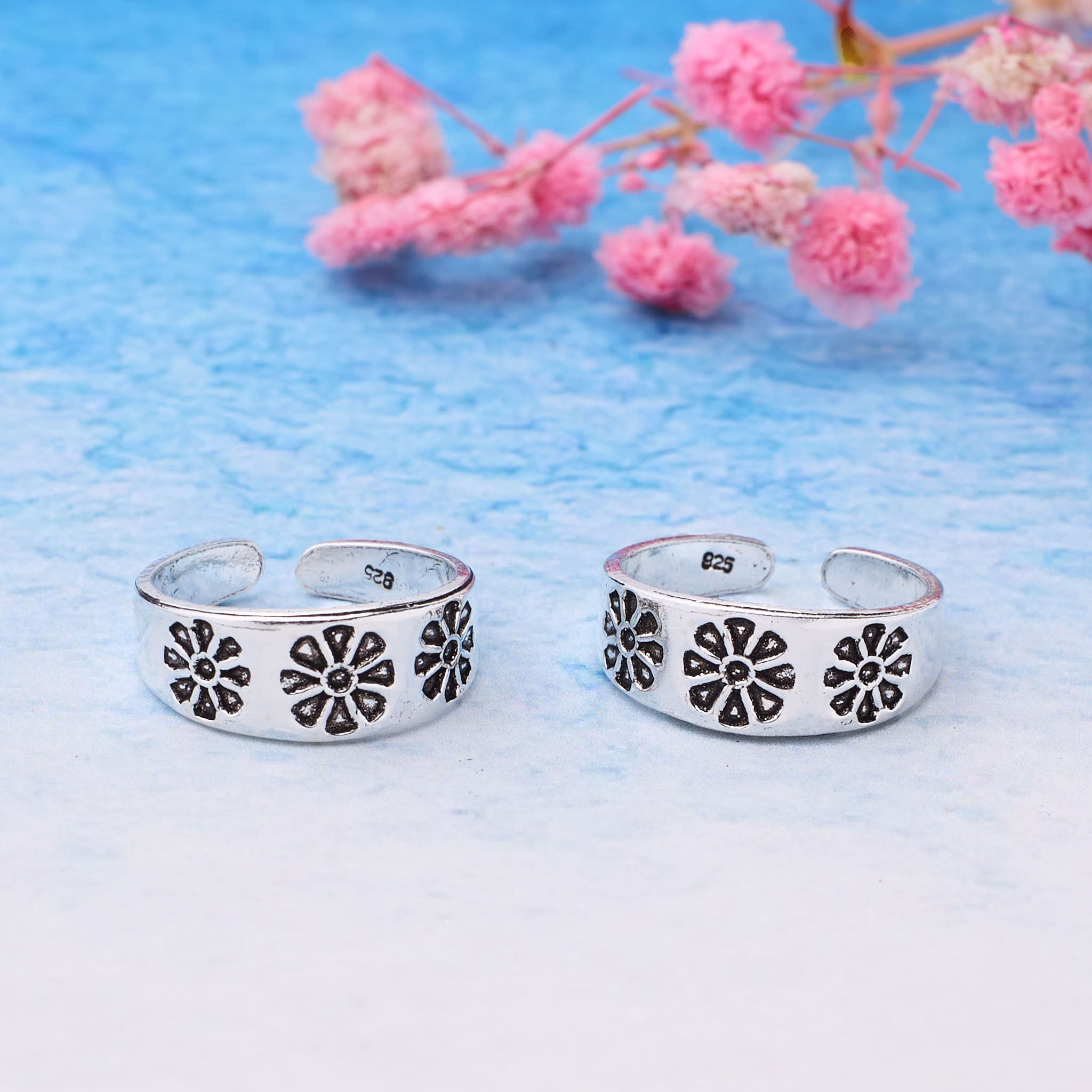 Silver Bloom Oxidized Toe Rings