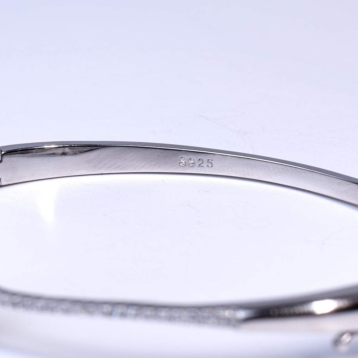 Silver Clover leaf Zirconia Fine Bracelet for her