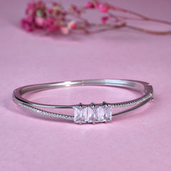 Silver Fine Trinity cut Bracelet for her