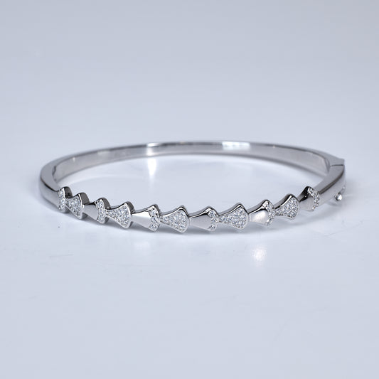 Silver Serpentine Style Bracelet for her