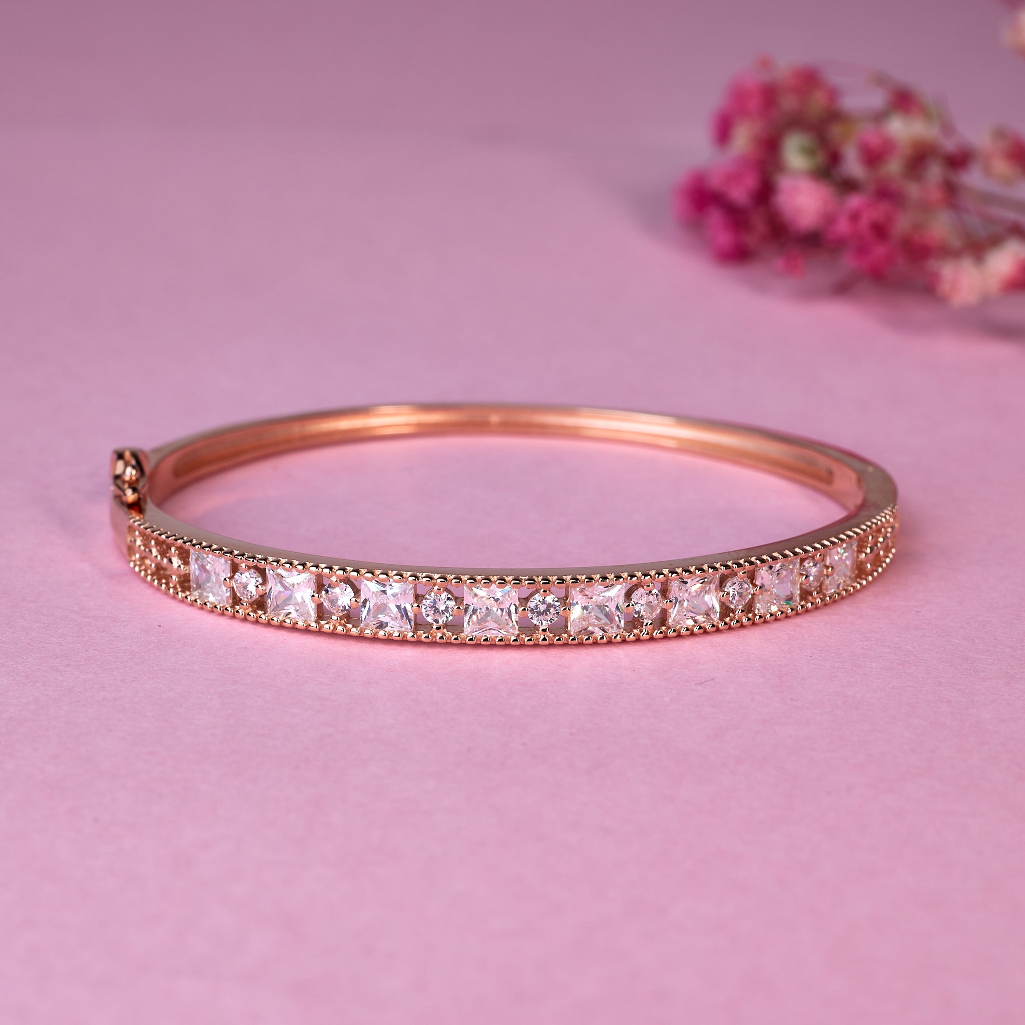 Rose gold Shimmering Diamond Fancy bracelet