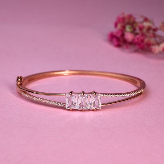 Rose gold Fine Trinity cut Bracelet for her