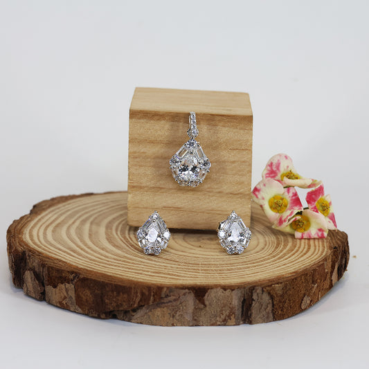 Silver Lumina Pendant Set