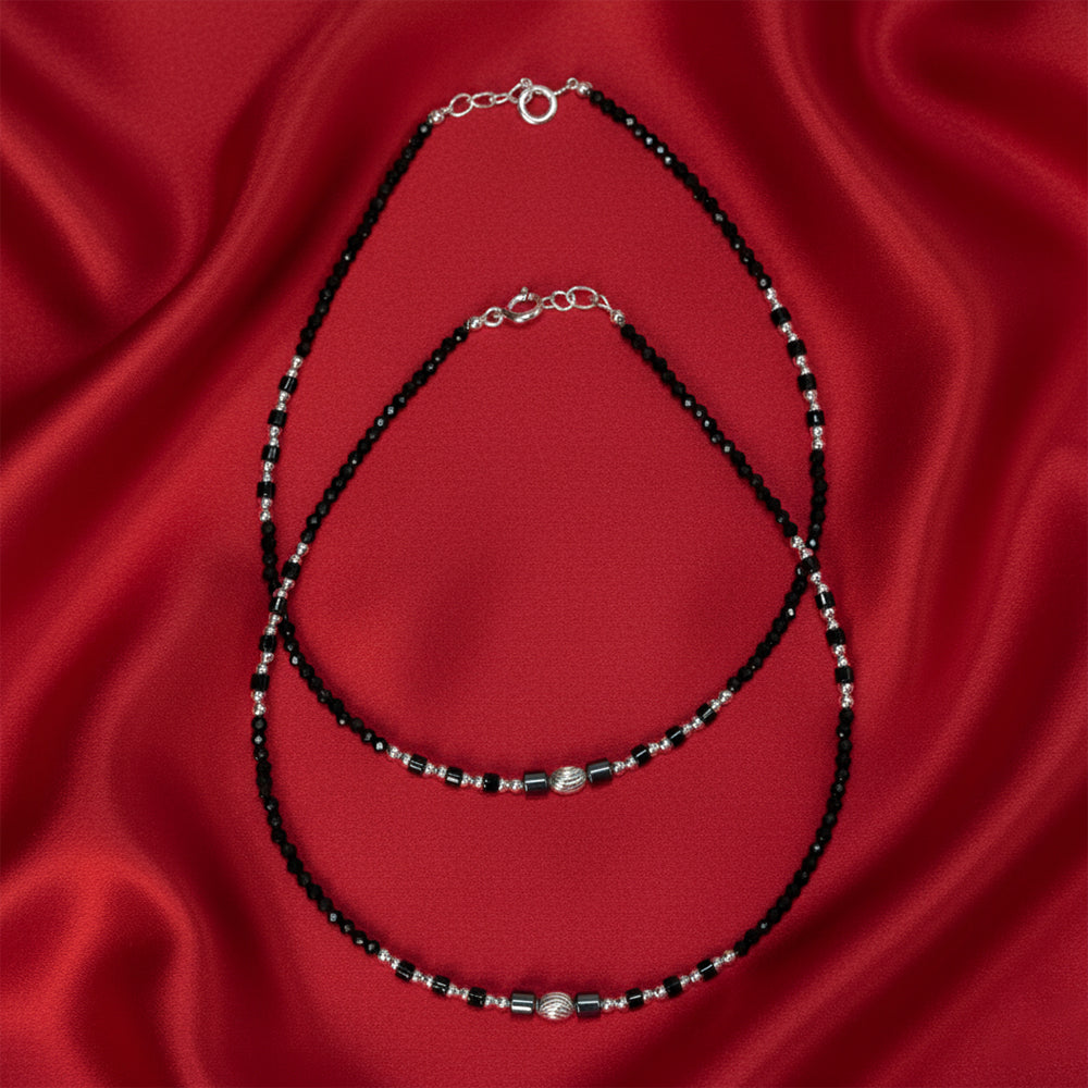 Silver Textured Modern Black beads anklets For her