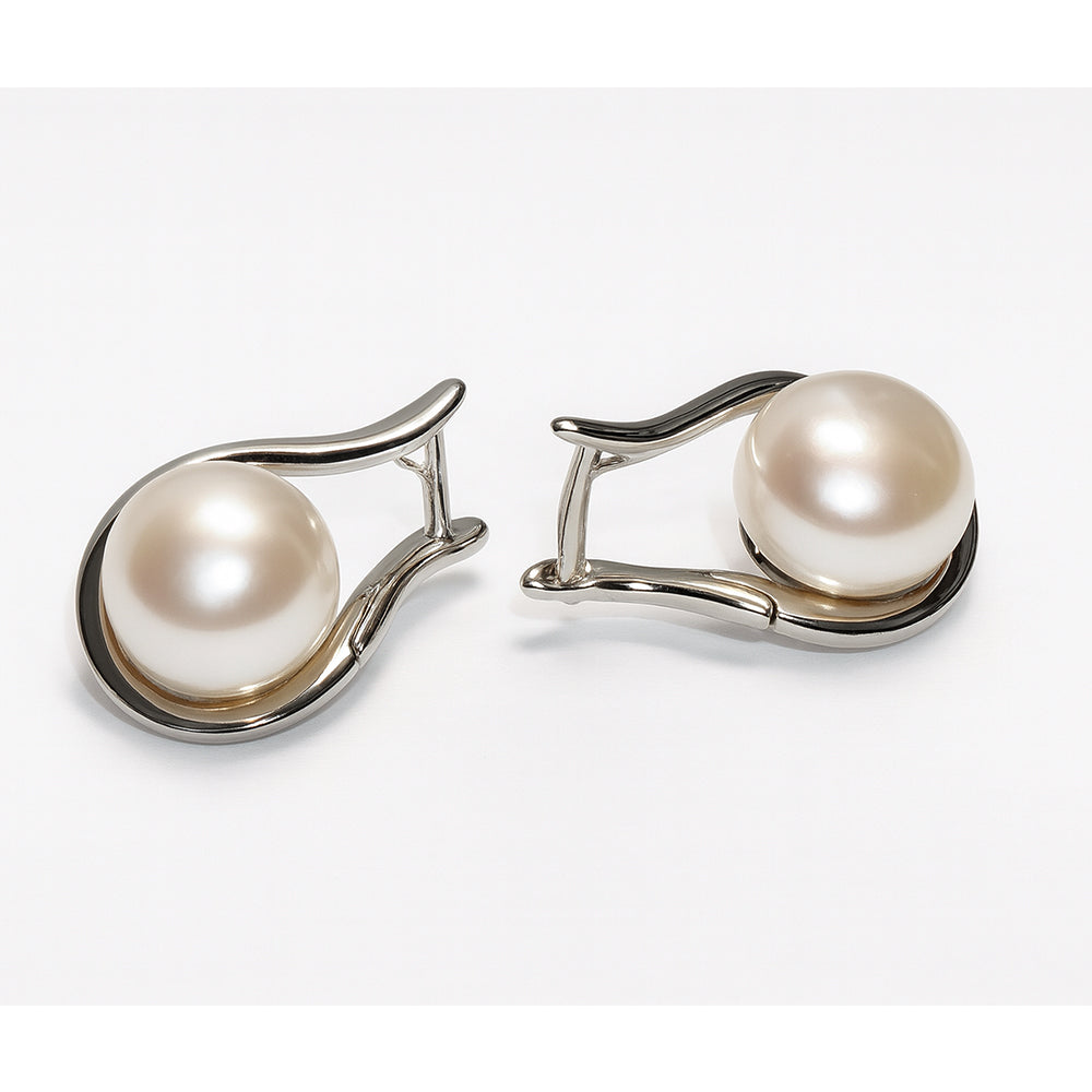 Silver Smooth Pearl Asian Earring