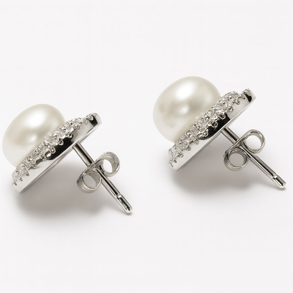 Silver Stylish Pearl studs Earring for Her