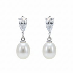 Silver Elegant Pearl Drop Earring