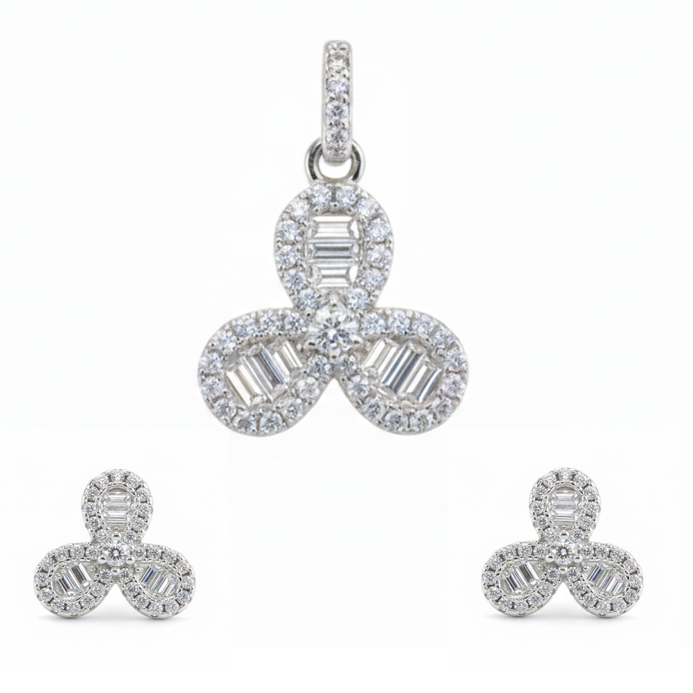 Silver versatile Clover Pendant set for her