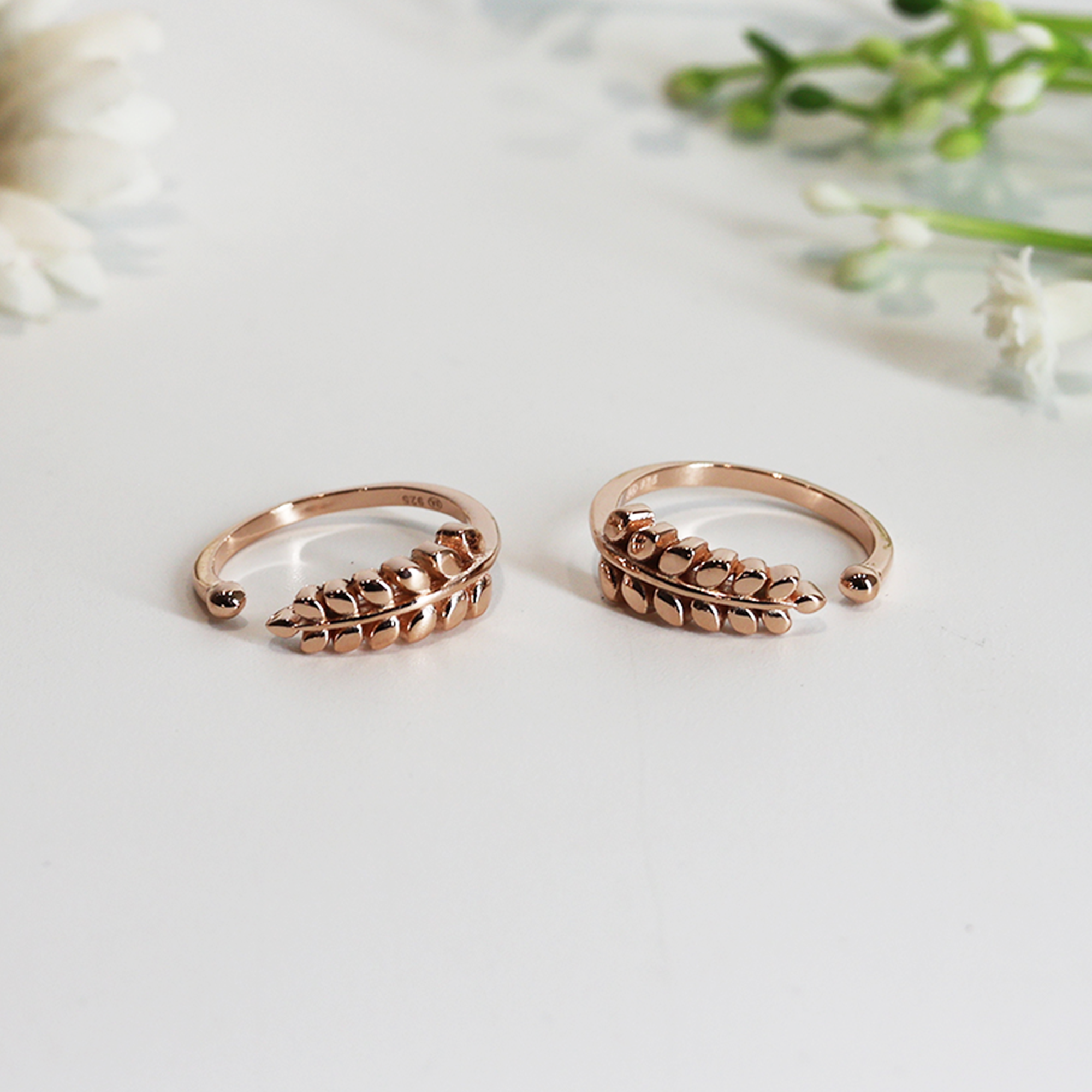 Rose Gold Leaf Toe Ring