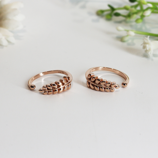 Rose Gold Leaf Toe Ring