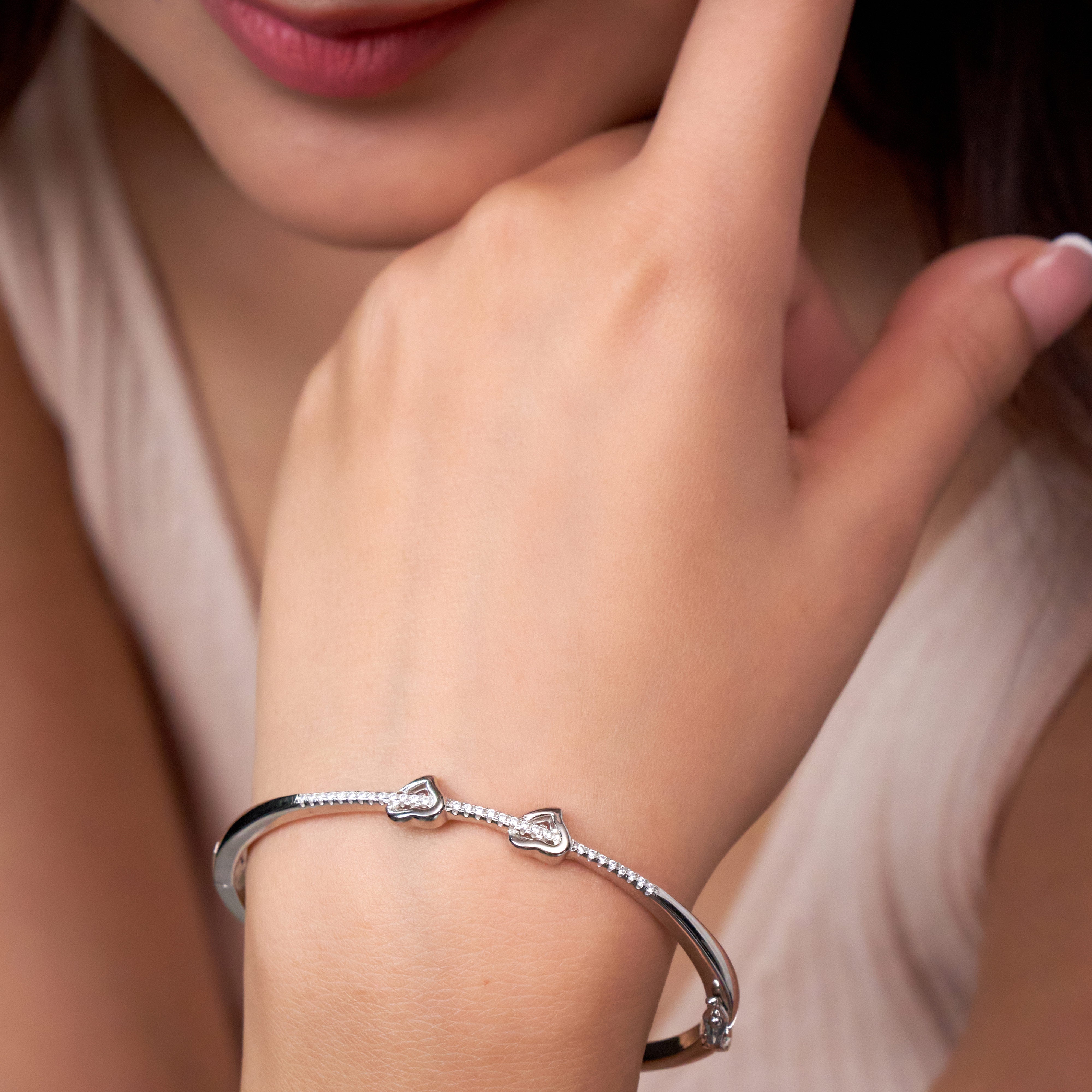 Silver Connecting Hearts Diamond Accent Bracelet