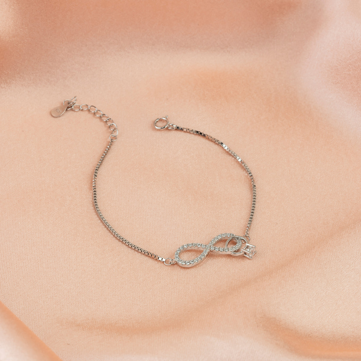 925 Silver Sparkling Infinity & Ring Charm Bracelet