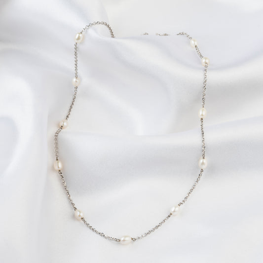 Graceful Freshwater Pearls Sterling Silver Chain