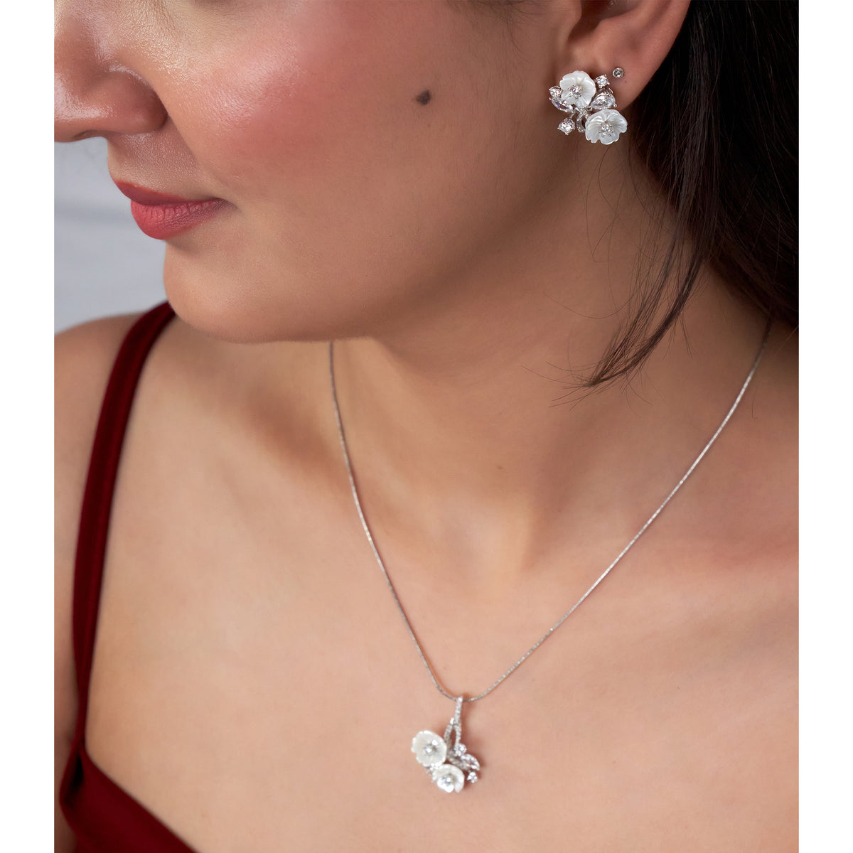 Silver Mother of pearl Bouquet Marquise CZ Pendant Set