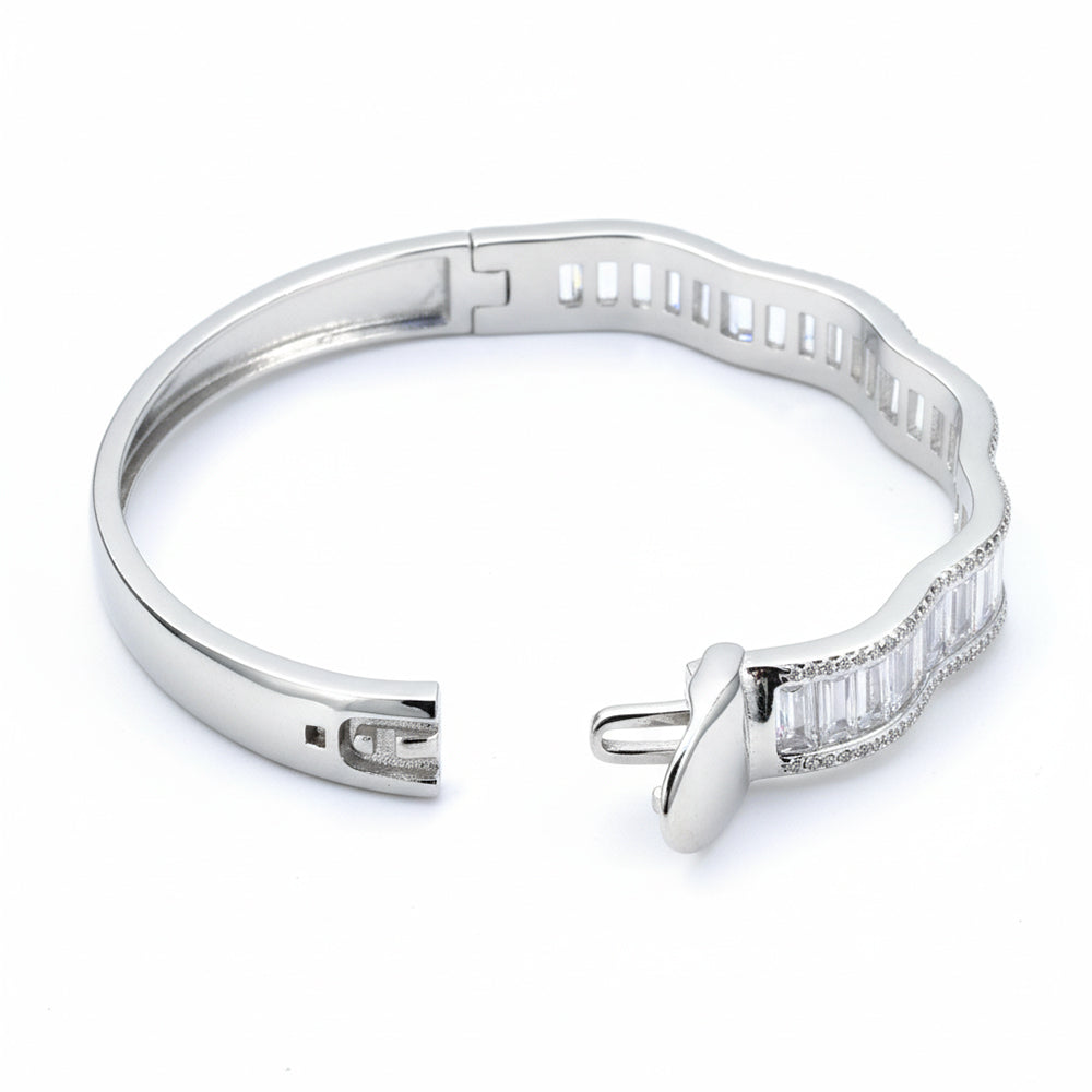 Silver The ethereal Waves Baguette Bracelet for her