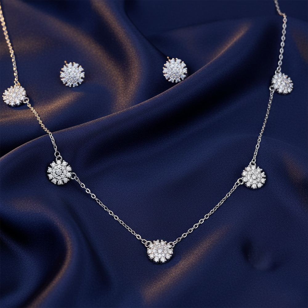 Silver Snowflake Cluster Necklace Set