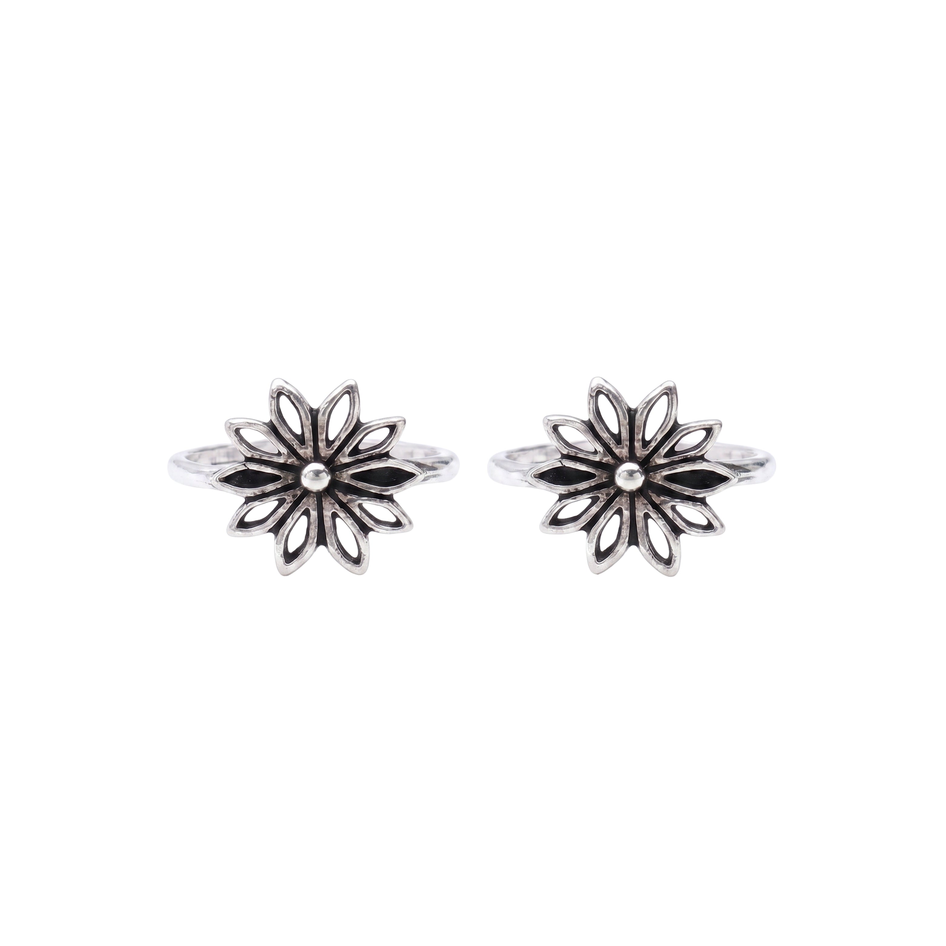 Silver Lotus Beautiful Toe Ring