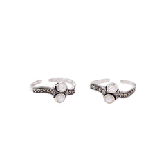 Silver Mother of pearl Oxidised Toe ring